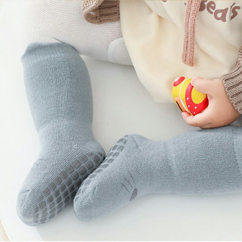 ベビー 靴下 3枚セット 滑り止め付き ３足セット ベビーソックス 可愛いアニマル柄 かわいい 赤ちゃん靴下 おしゃれ 保育園 厚手 薄手 歩く練習靴下 男児 kutusita-003