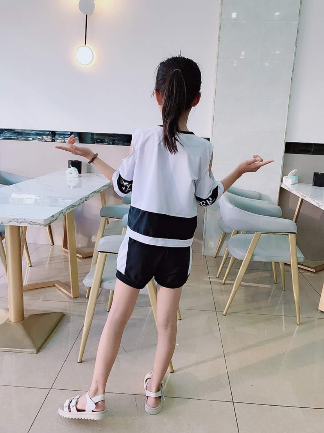 一部即納 水着 キッズ 女の子 セパレート スイムウェア ラッシュガード 半袖 パンツ スイムスーツ ビーチウェア 水泳 スクール水着 キッズ ジュニア 練習着 swimsuit-010