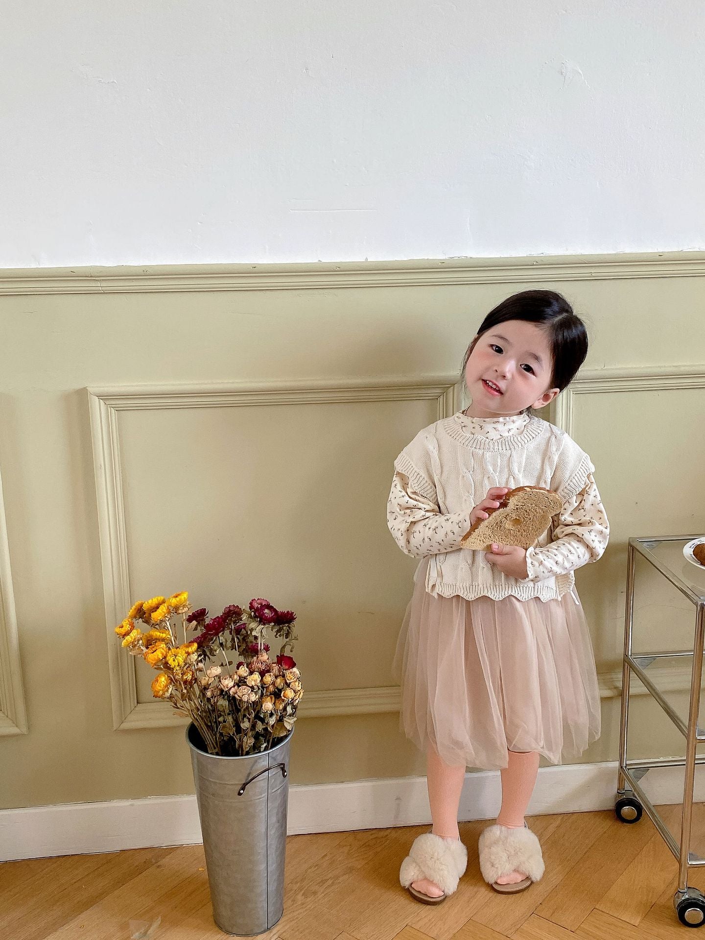 ニットベストキッズ ベビー  おしゃれ アウトウェア ベスト ノースリーブ 女の子 無地 袖なし 子ども チョッキ 春 秋 冬 韓国 かわいい  子供服  80 kidbesuto-001