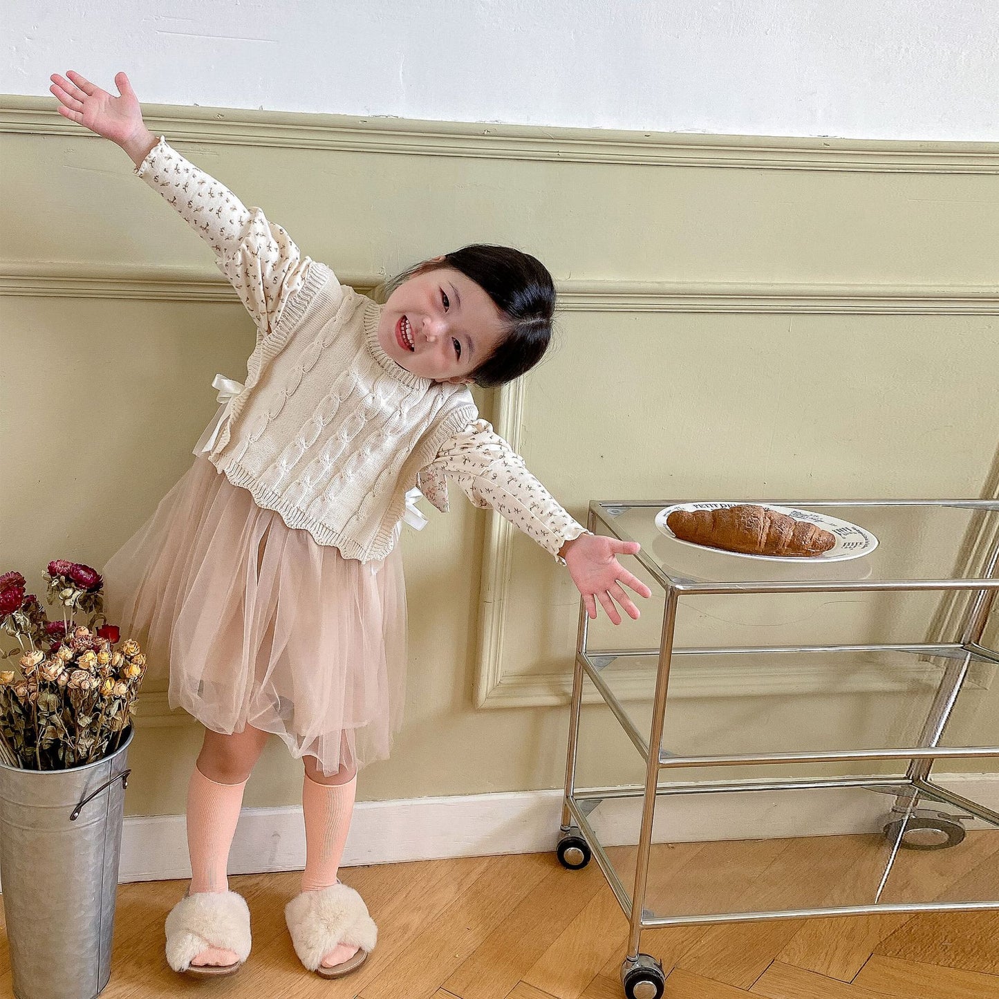 ニットベストキッズ ベビー  おしゃれ アウトウェア ベスト ノースリーブ 女の子 無地 袖なし 子ども チョッキ 春 秋 冬 韓国 かわいい  子供服  80 kidbesuto-001