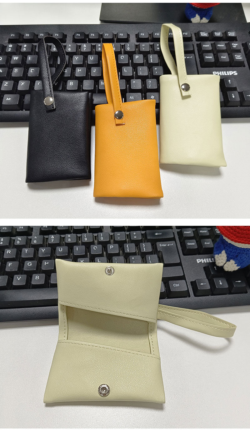 ポケットティッシュケース 本革 二つ折り レザー ポケットティッシュカバー 掛けられる 吊り下げ コンパクト 軽量 持ち歩き マルチケース シンプル 上品 お洒落 おしゃれ 入園入学 卒園卒業 プレゼント