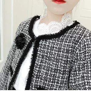女の子 スーツ 卒業式 小学生 子供服 フォーマルスーツ 入学式 上下セット ベビー 入園式 長袖 キッズ 卒園式 発表会 フォーマル ジャケット 短パン パンツスーツ ホワイト ガールズ ブラック グレー 90cm 100cm 110cm 120cm 130cm